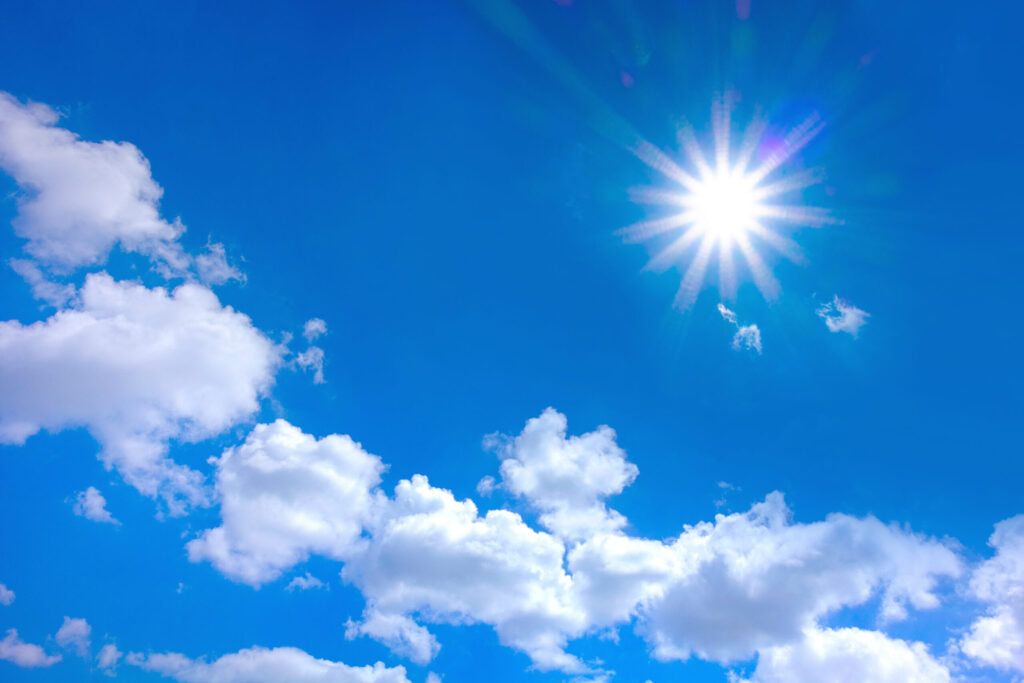 太陽と青空